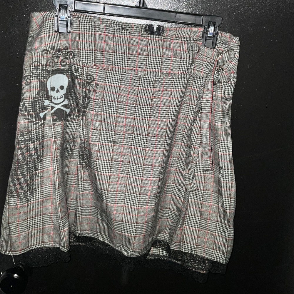 Vintage Lip Service plaid, Skull & Lace skirt Plus Size 16